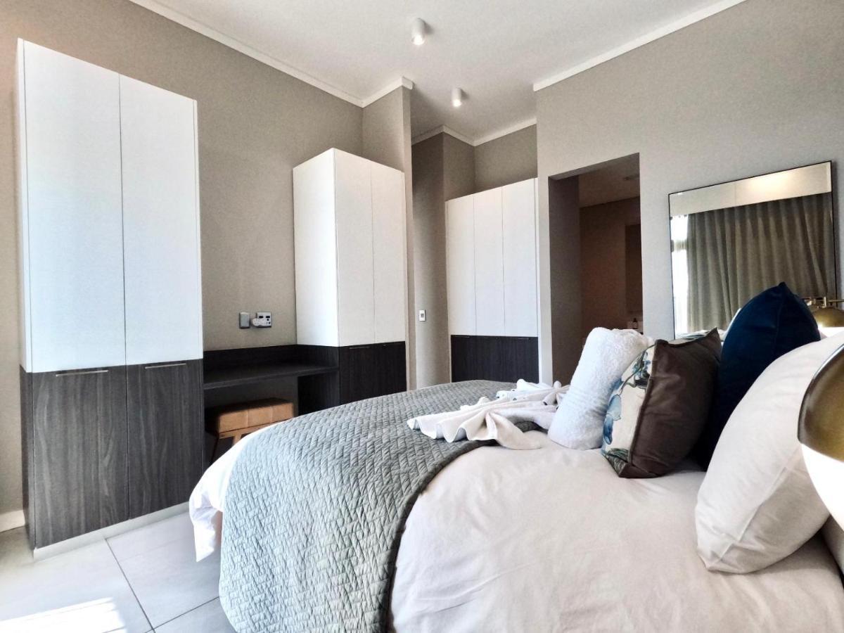 Menlyn Maine Apartments Pretoria-Noord Exterior foto